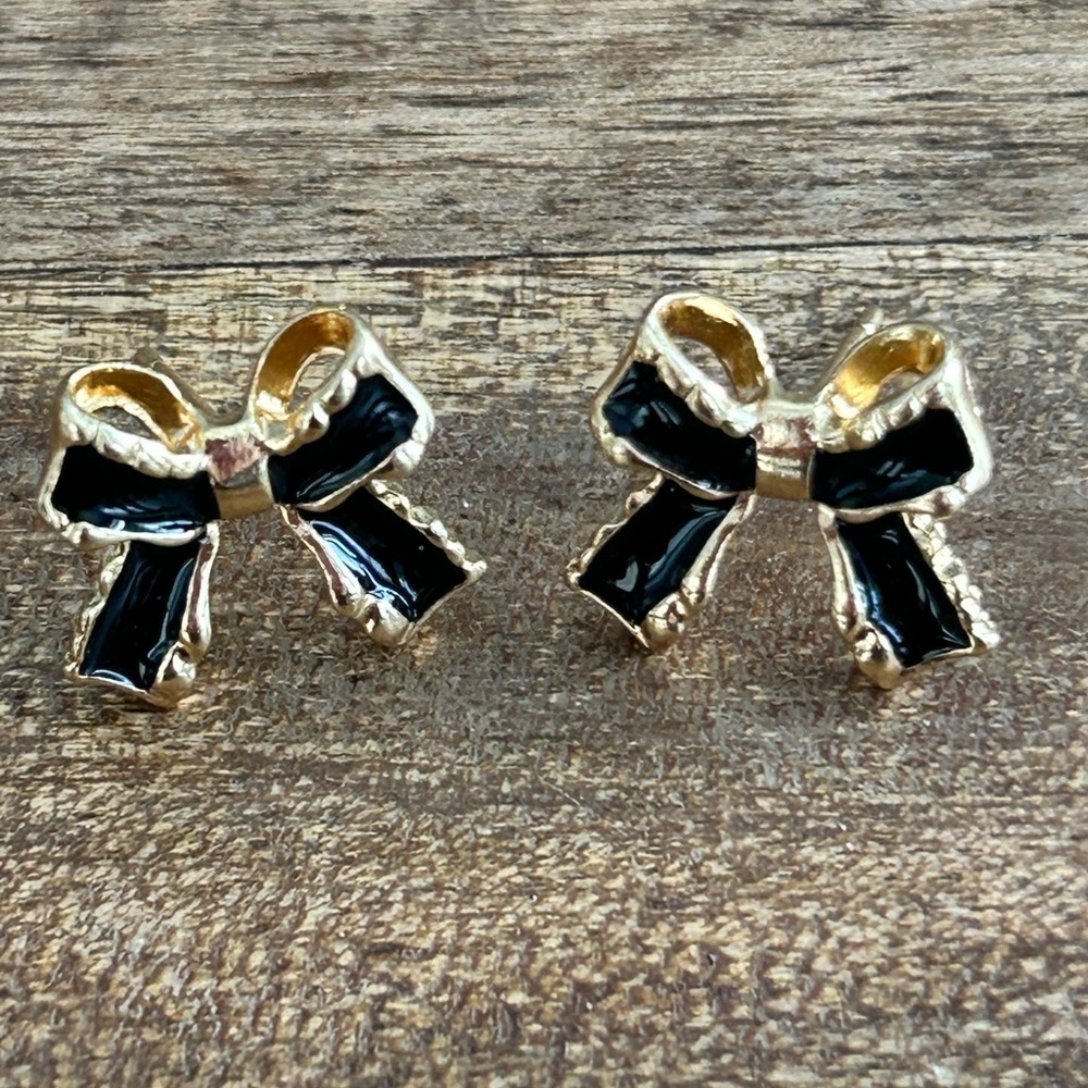 Gold Tone & Black Enamel Bow Earrings New